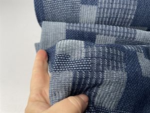 Fastvævet bomuld - denim jacquard i skønne blå toner